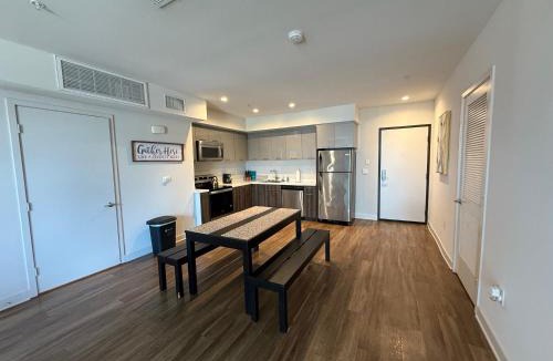 Westlake South Apartment | 2BR with two Balconies & Parking DTLA!
