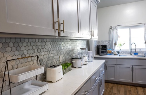 Hellman Street House | 3 Bd Home Near Downtown Long Beach w/Free Parking