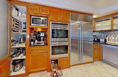 Harbor Gateway North House | 3 Bed/2 Bath-Dogs OK-Pool-15 min to Hermosa Beach & DTLA.