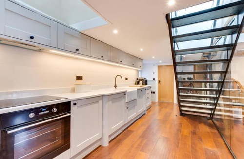 Arundel Cottage | 3 Bed in Arundel (oc-bt007)
