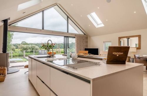 Higher Walton Ski Chalet | 3 Bed in Blackburn (oc-64911)