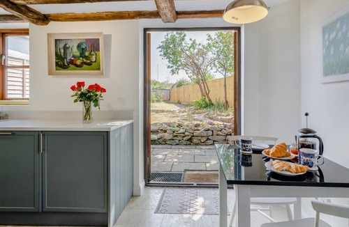 Tiddington Cottage | 3 Bed in Stratford-upon-avon (oc-95736)