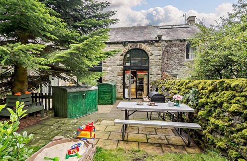 Embsay Cottage | 3 Bed in Skipton (oc-93485)