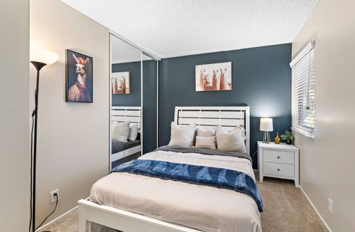 Santa Ana Heights House | 3 bedroom 1600sqft Beauty near Newport Beach and Fashion Island