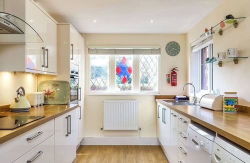 Shanklin Cottage | 3 bedroom accommodation in Luccombe, near Shanklin