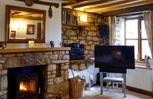 North Nibley Cottage | 3 bedroom accommodation in North Nibley, near Dursley