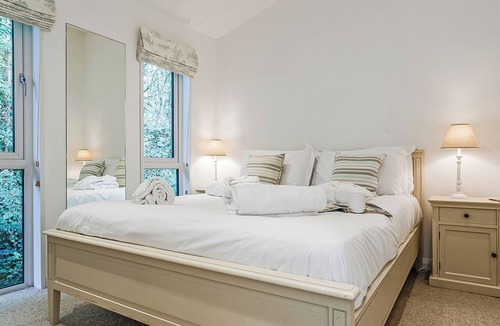 Mullion Ski Chalet | 3 bedroom accommodation in Mullion Cove, Helston