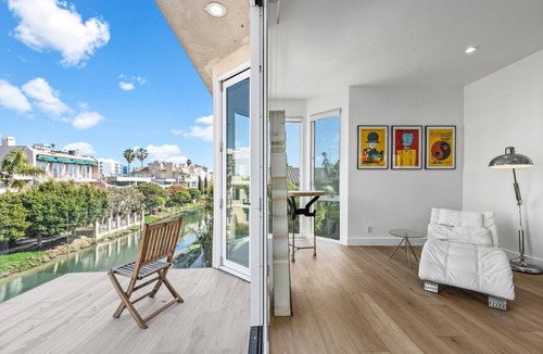 Marina Peninsula Condo | 3-bedroom condo, steps to Venice Beach and Venice Beach Boardwalk
