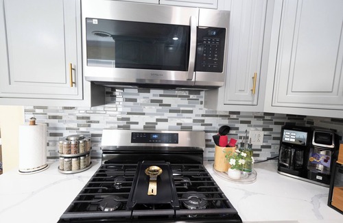 Marina House | 3-bedroom house in charming Marina with WiFi