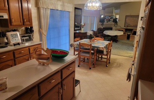 Porterville House | 3-bedroom mobile home in charming Porterville with WiFi, AC