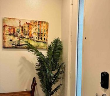 Downey House | 3 Bedroom Townhome with Large Living Area