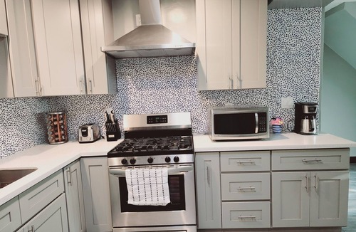 Garden Grove Apartment | 3 Bedrooms Unit Next To Disneyland