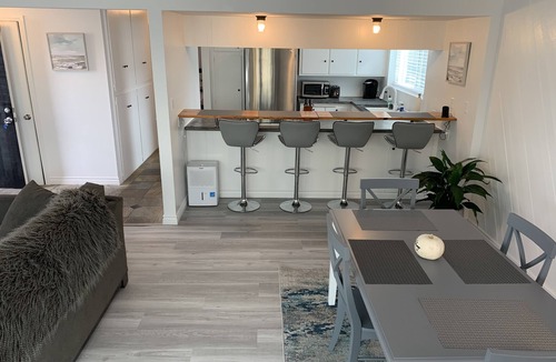 Hermosa Beach Apartment | 3 blocks to the beach and walking distance to all shops, bars and dining!