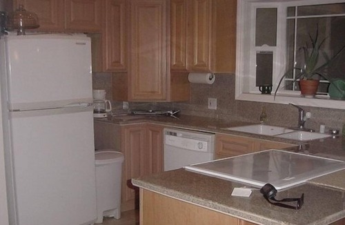 East Hemet House | 3 BR/2 BA Hemet- Private Yard & Pool-1 Story-Clean & Comfort.