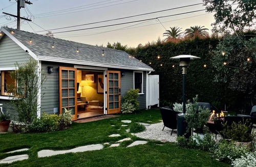 Larchmont House | 3-BR house + Casita in Larchmont Village in LA - very walkable & central