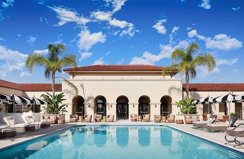 Pasadena Hotel | 3 Convenient Units, Onsite Pool, Close to California Institute of Technology!