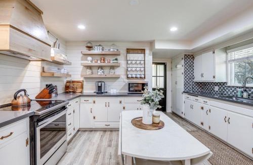 Callender House | 3 Mi to Golf and Wineries Arroyo Grande Home!
