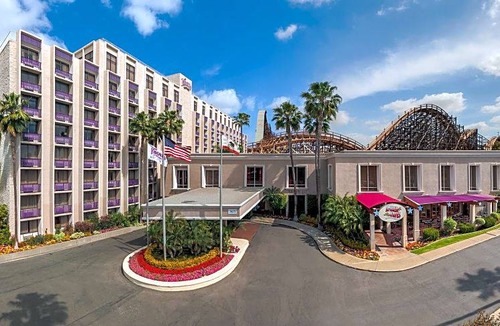 Northwest Anaheim Hotel | 3-Star Hotel ∙ Knott's Berry Farm Hotel