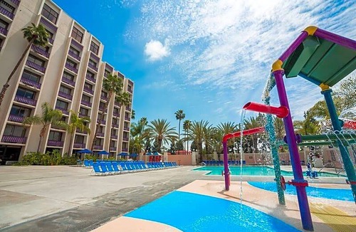 Northwest Anaheim Hotel | 3-Star Hotel ∙ Knott's Berry Farm Hotel