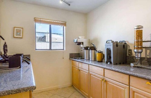 Castaic Hotel | 30 m² Hotel ∙ 127 guests