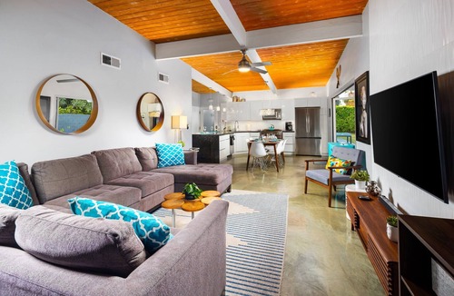 Racquet Club Estates House | 30+ Stay! W/Pool, Hot Tub, Large Patio, Ping Pong