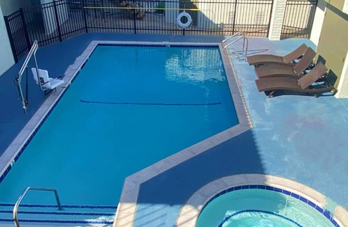 Anaheim Resort Hostel | 300 m² Hostel ∙ 6 guests