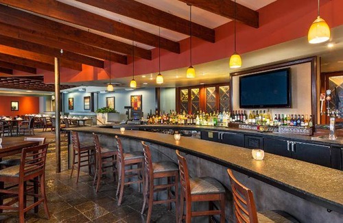 Mission Valley West Hotel | 300 m² Hotel ∙ 127 guests