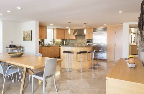 Hollywood House | 3302O - 713488 Modern Marvel: 4 BR, 3 BA House in Oxnard, Sleeps 8