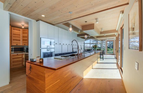 Sausalito House | 334 m² House ∙ 3 bedrooms ∙ 8 guests