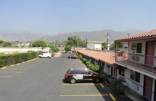 Azusa Hotel | 340 m² Motel ∙ 127 guests