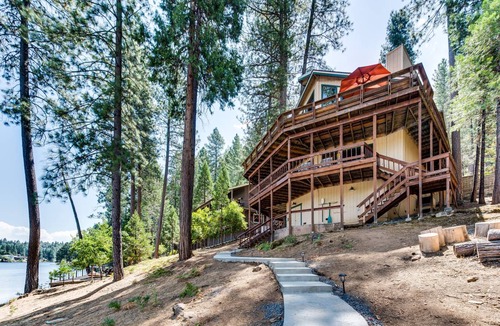 Groveland House | 345 m² House ∙ 5 bedrooms ∙ 15 guests