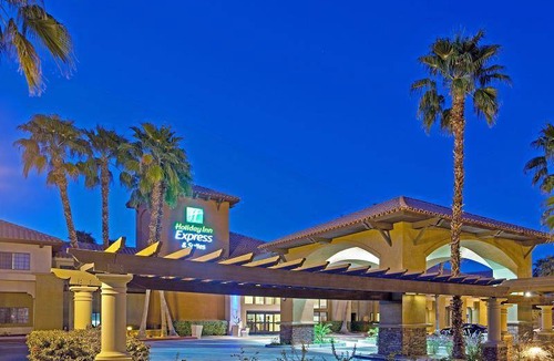 Magnesia Falls Cove Hotel | 35 m² Hotel ∙ 127 guests