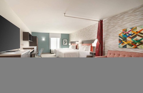 Warner Center Hotel | 358 m² Hotel ∙ 127 guests