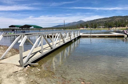 Big Bear Lake Cabin | 367 m² Cabin ∙ 10 bedrooms ∙ 40 guests