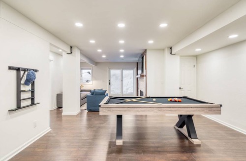 Alpine Meadows House | 367 m² House ∙ 6 bedrooms ∙ 12 guests