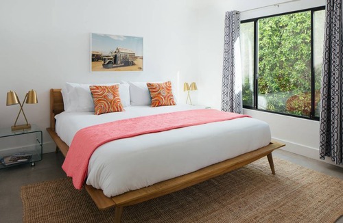 Warm Sands Hotel | 37 m² Hotel ∙ 1 bedroom ∙ 2 guests