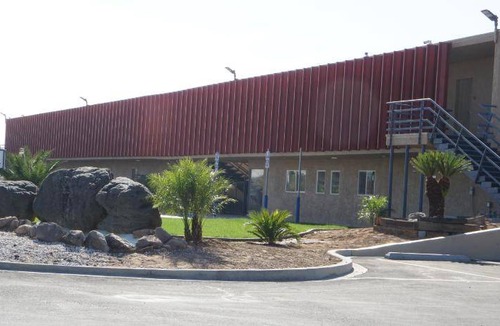 Victorville Hotel | 37 m² Hotel ∙ 2 bedrooms ∙ 7 guests