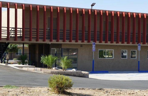 Victorville Hotel | 37 m² Hotel ∙ 2 bedrooms ∙ 7 guests