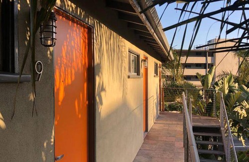 Eastern Malibu Hotel | 37 m² Motel ∙ 127 guests