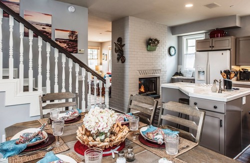 Pacific Grove House | 3703 La Gloria Cottage-by-the-Sea ~ Near the Beach
