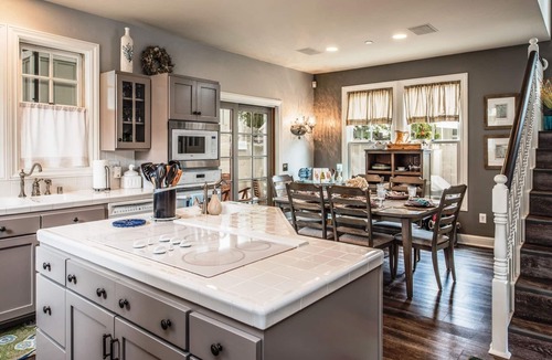 Pacific Grove House | 3703 La Gloria Cottage-by-the-Sea ~ Near the Beach