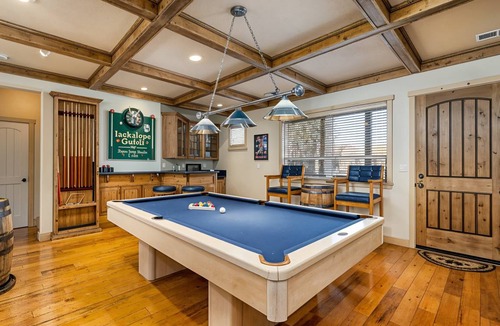 Groveland House | 372 m² House ∙ 5 bedrooms ∙ 12 guests