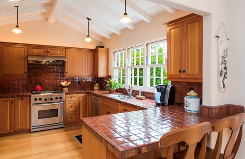 Southeast Carmel House | 3764 On Soundings ~ 5 Minute Walk to Downtown