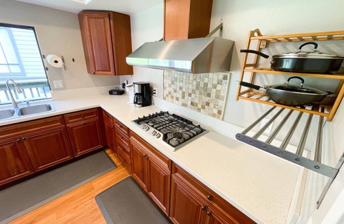 Santa Ana Heights House | 3b2.5b Spacious, peaceful, bright home next to UC-Irvine