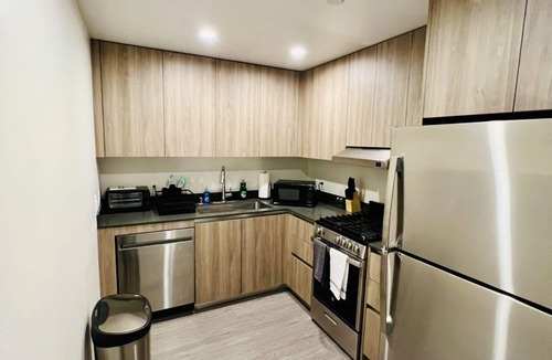 Pico-Union Apartment | 3Bed+2Bath near Ktown, DTLA, USC