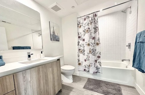 Pico-Union Apartment | 3Bed+2Bath near Ktown, DTLA, USC