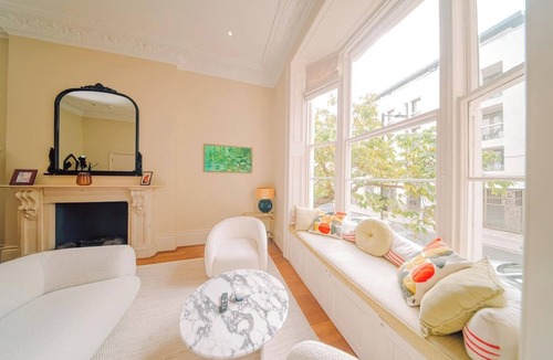 Bayswater Apartment | 3BR Duplex | 2 Living Rooms | Garden | Notting Hl