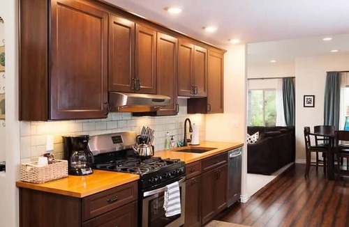 Bay Park House | 🏖3BR House with Sparkling Clean Private Pool!