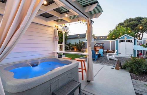 Ventura House | 4-bdrm house, 2 miles from Beach-Pet Friendly-HotTub-Playroom-Playground-Heat/AC