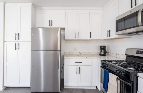 West Covina House | 4 Bedroom, 2.5 bath, Yard, Pets